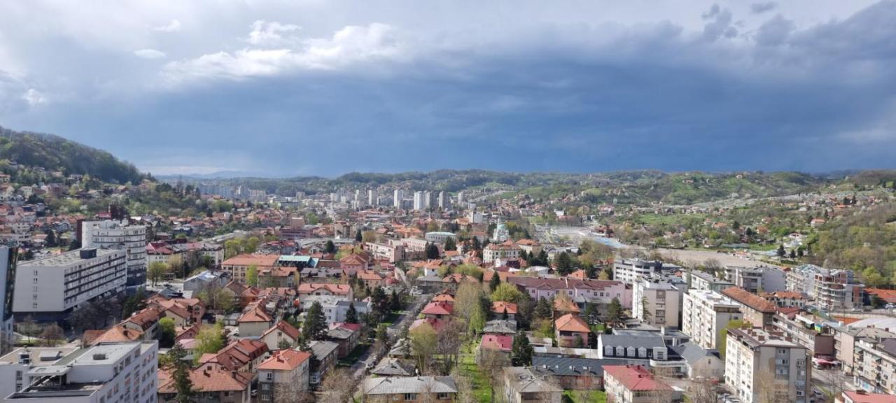 Apartment Cecovic - Mellain Tuzla Buitenkant foto